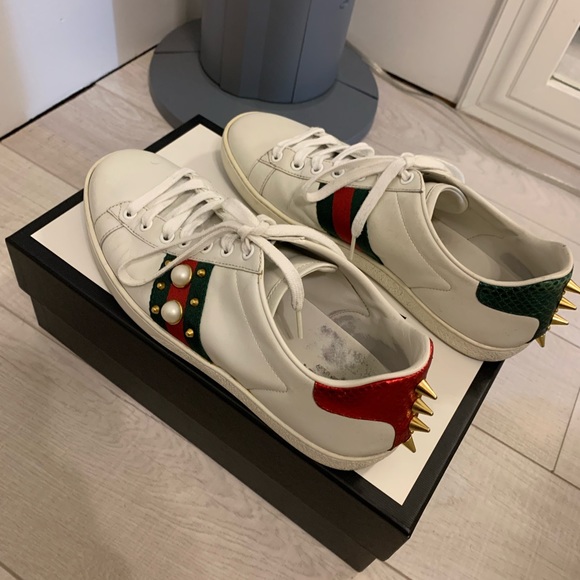 Gucci Ace Studded Leather Sneaker - Picture 13 of 16
